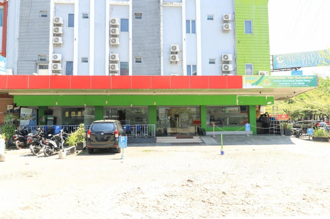 Al-Badar Hotel Syariah Makassar Exterior photo