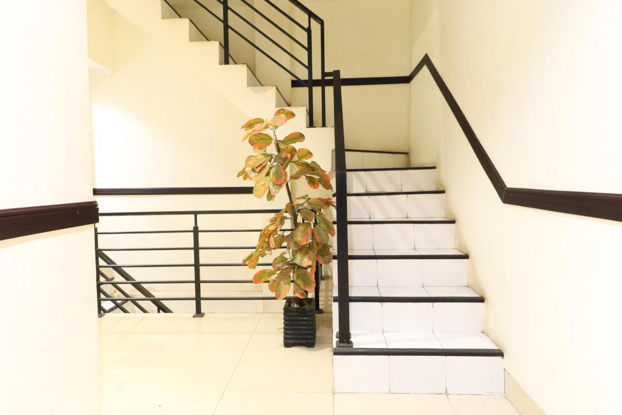Al-Badar Hotel Syariah Makassar Exterior photo