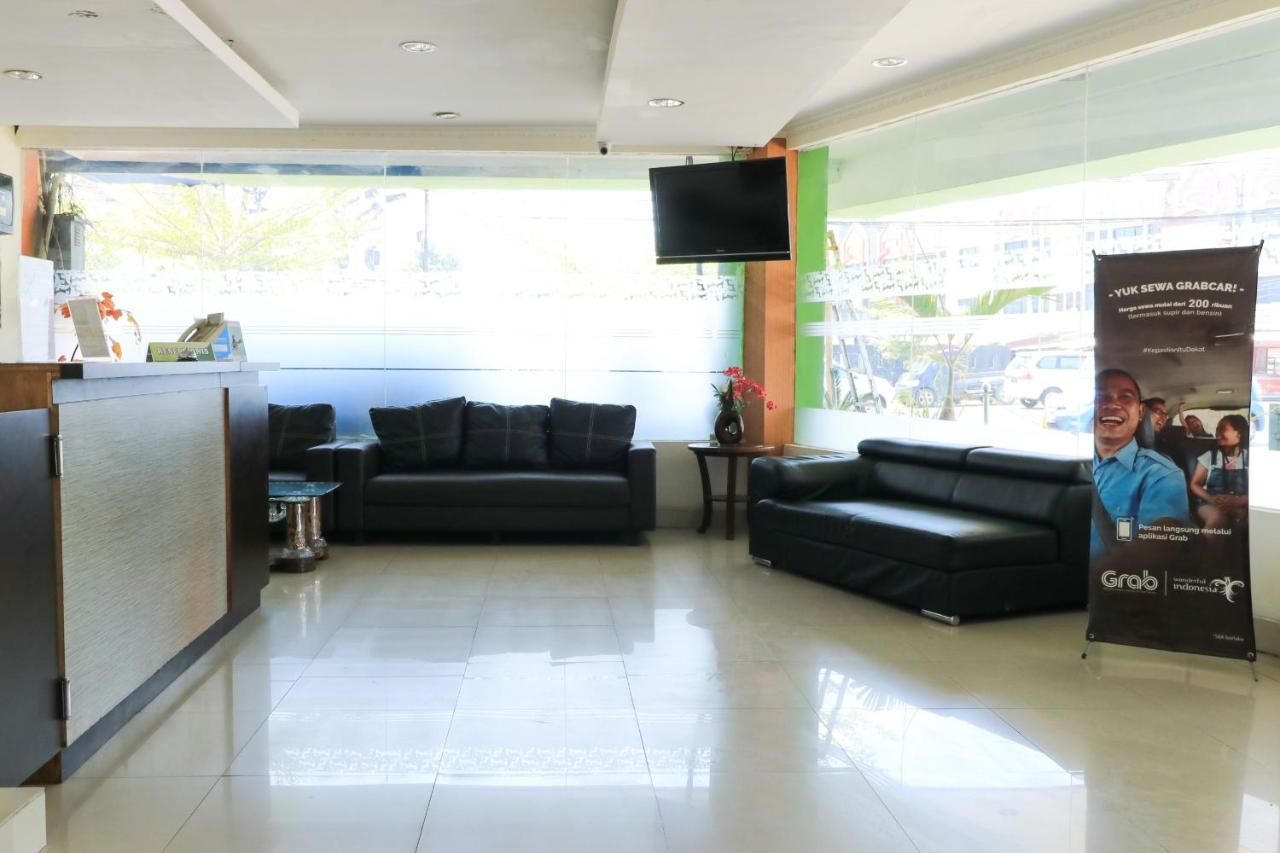 Al-Badar Hotel Syariah Makassar Exterior photo