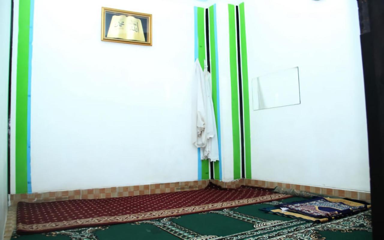 Al-Badar Hotel Syariah Makassar Exterior photo